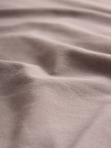 The Set Top in Beige