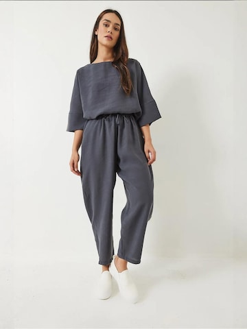 Bianco Lucci Pantsuit in Grey