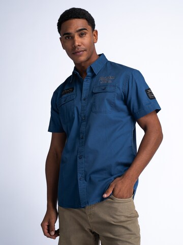 Coupe regular Chemise Petrol Industries en bleu : devant