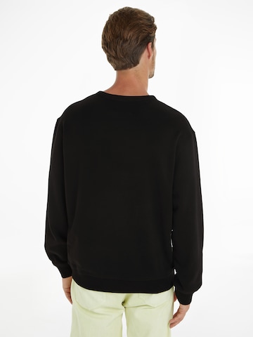 Regular Sweat-shirt Calvin Klein Jeans en noir