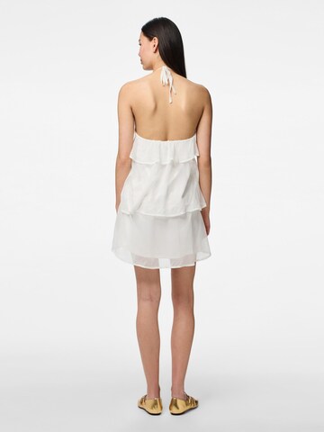 Robe de cocktail PIECES en blanc