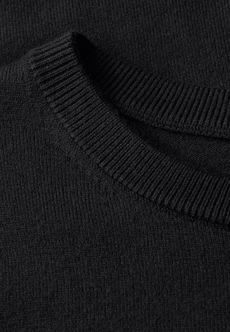 Street One Studio Sweater in Black