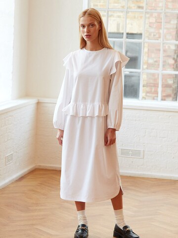 Robe 'Delaney' Aligne en blanc