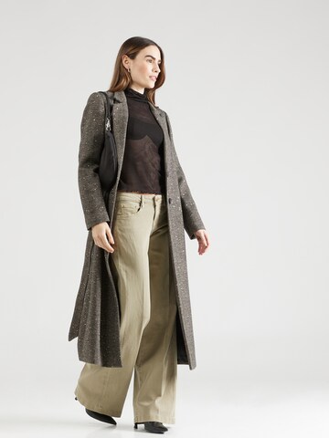 Twinset Mantel in Braun