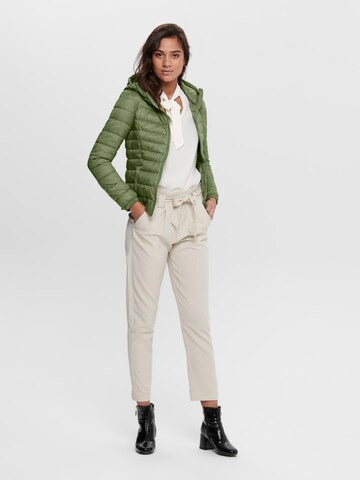 Veste mi-saison 'Tahoe' ONLY en vert