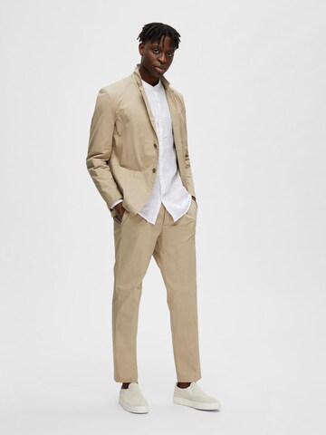 SELECTED HOMME - regular Pantalón plisado 'Loik' en beige