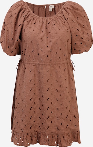 Robe River Island Petite en marron : devant