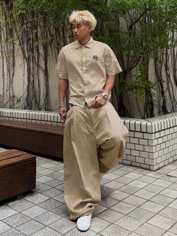 Bershka Barrel Byxa i beige