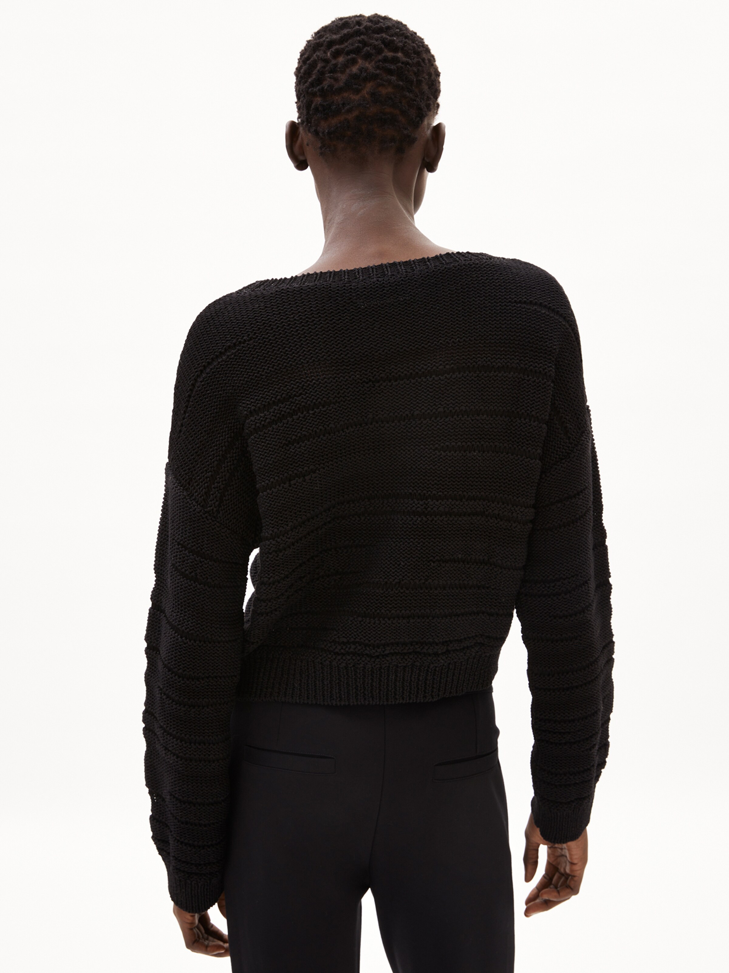 Pull-over ' AALIYA ' ARMEDANGELS en noir
