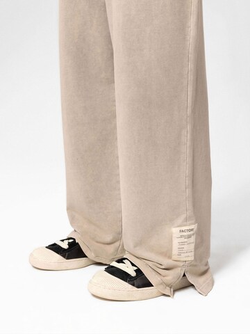 VAMOS CLO Loose fit Trousers in Mixed colours