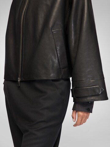 V S P Winterjacke 'Olga' in Schwarz