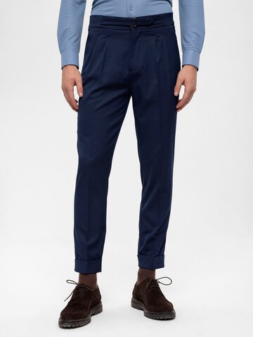 Tapered Pantaloni con piega frontale di Antioch in blu: frontale