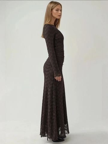 Hiccup Kleid in Braun