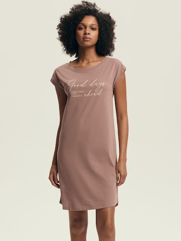 Henderson Nightgown 'Delanie' in Pink