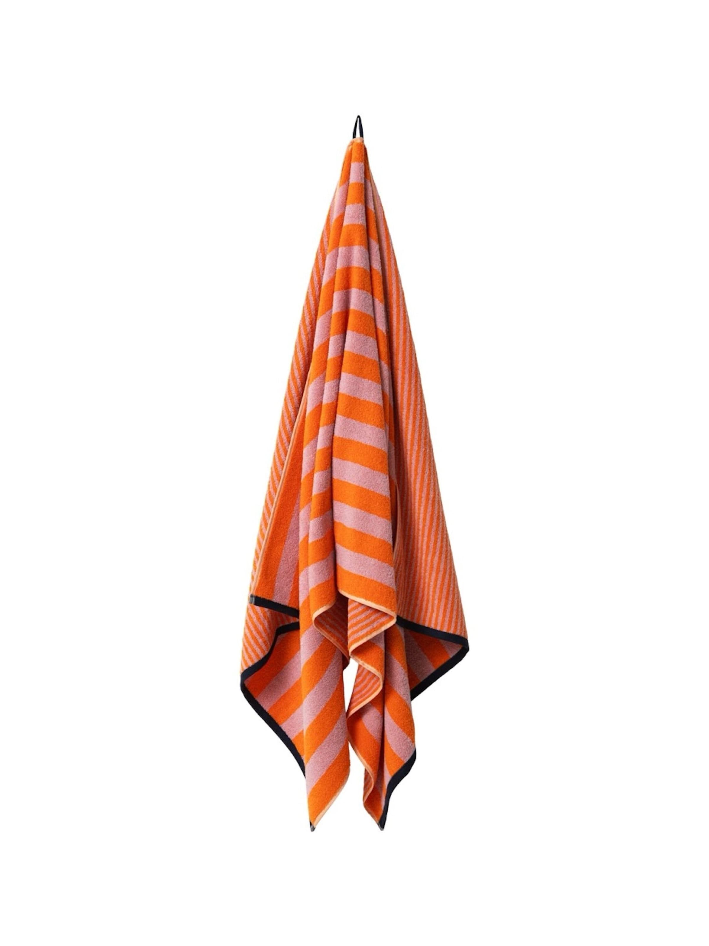 Herzbach home Towel 'Good Vibes' in Pink: front