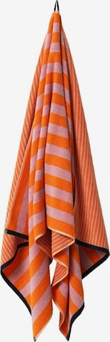 Herzbach home Towel 'Good Vibes' in Pink: front
