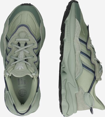 Sneaker bassa 'Ozweego' di ADIDAS ORIGINALS in verde