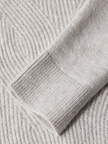 CECIL Sweater in Silver