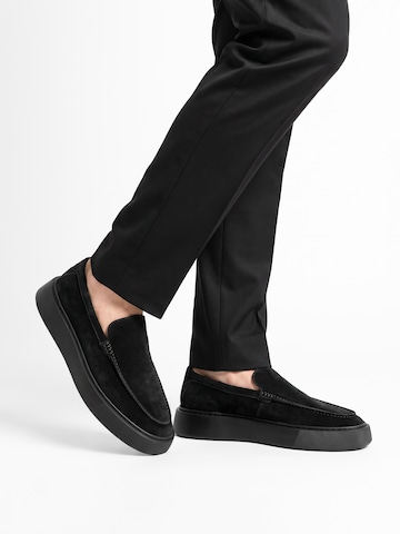 Dutch'D Slip-ons 'Atmos' in Black