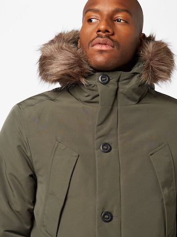 Parka invernale 'Everest' di Superdry in verde