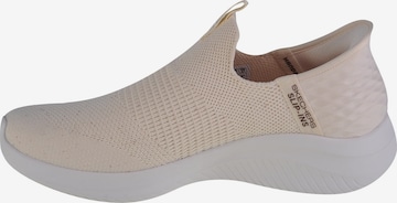 SKECHERS Slip-Ons in White: front