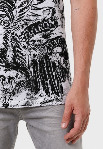 Rusty Neal T-Shirt in Weiß