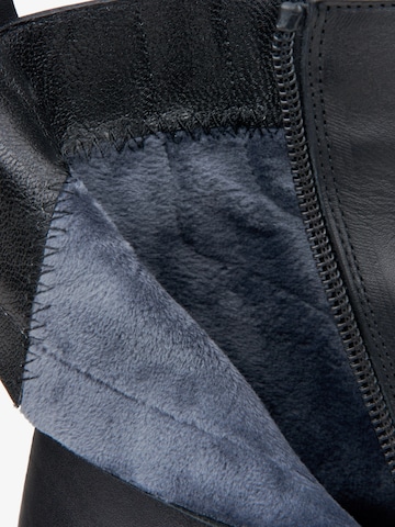 Estro Ankelboots '22-8951' i svart