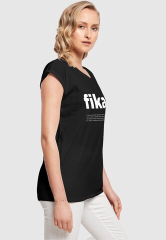 Maglietta 'Fika Definition' di Mister Tee in nero