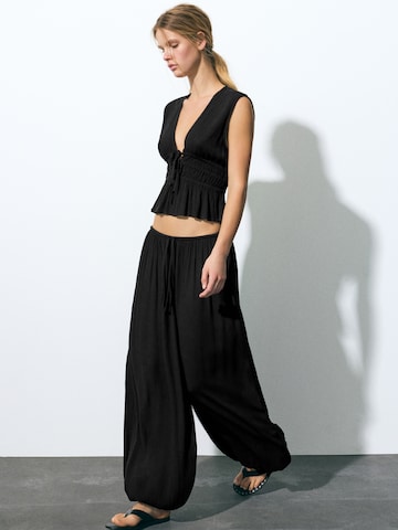 Pull&Bear Tapered Hose in Schwarz