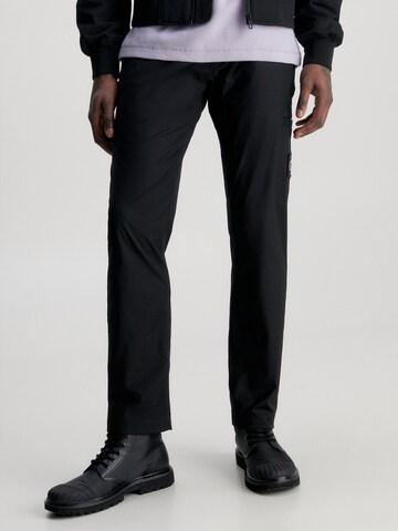 melns Calvin Klein Jeans Standarta Čino bikses: no priekšpuses