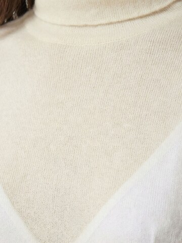 Pullover di Happiness İstanbul in beige