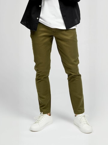 TEESHOPPEN Trousers ' Structure ' in Green