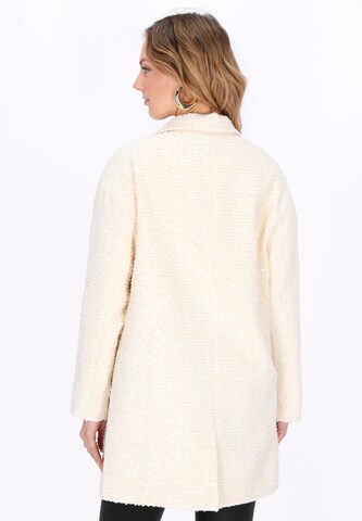 faina Between-seasons coat 'Festive' in White