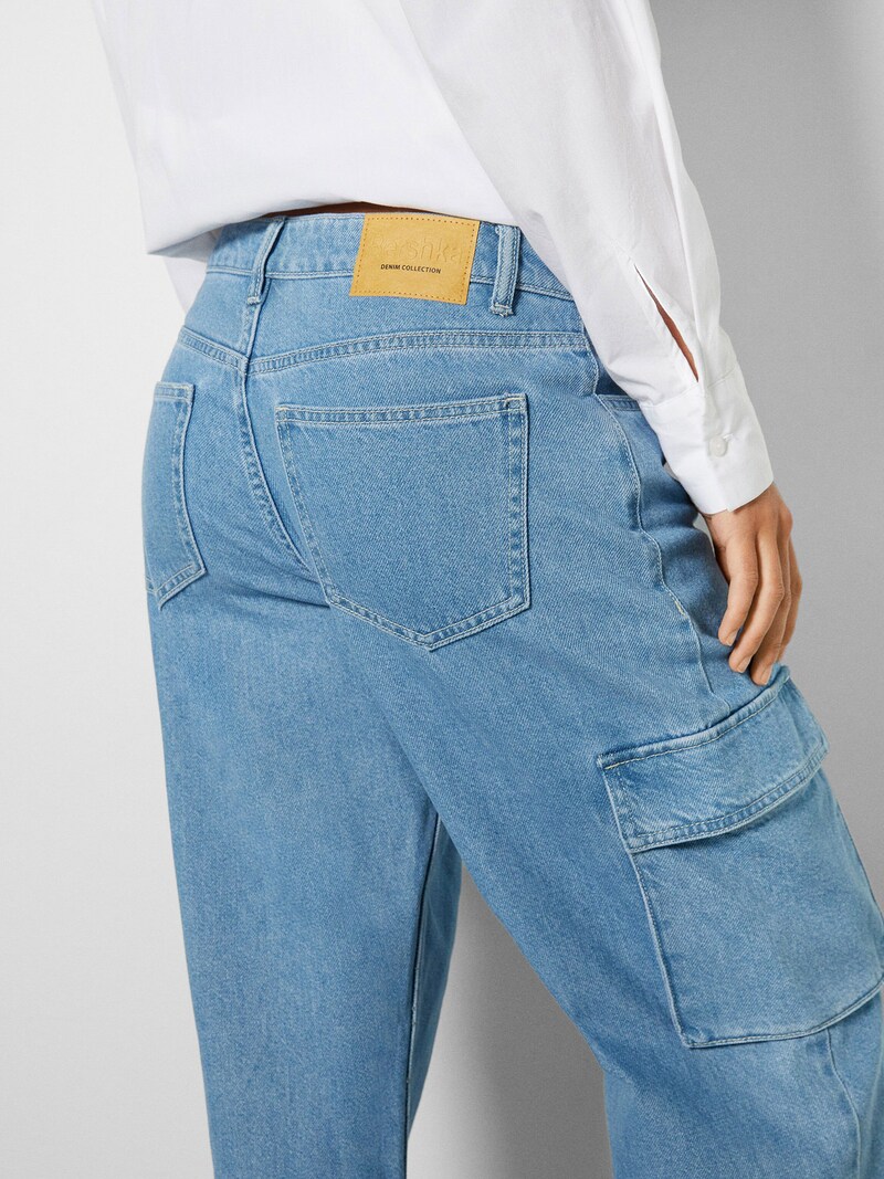 Jeans cargo Bershka en Bleu ABOUT YOU