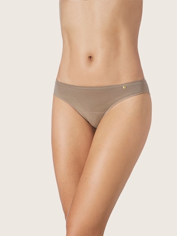 zd ZERO DEFECTS Panty 'Venus soy fiber low waist panty' in Braun: Vorderseite
