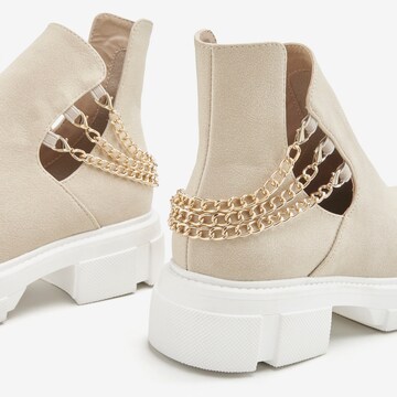 LASCANA Ankle Boots in Beige