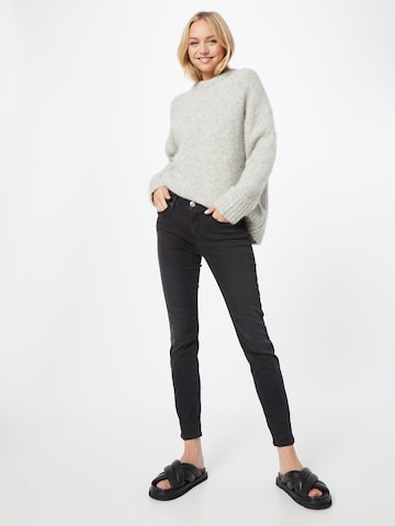 True Religion Slimfit Jeans 'Halle' i svart