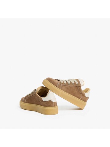 Baskets Nero Giardini en beige