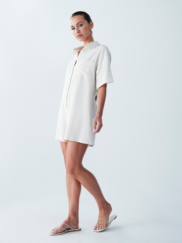 Tuta jumpsuit 'Amalfi' di St MRLO in beige