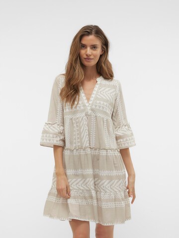 Tunique 'Dicthe' VERO MODA en beige : devant
