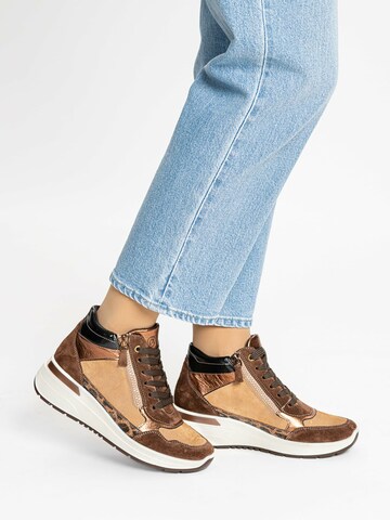 ARA Sneakers in Brown