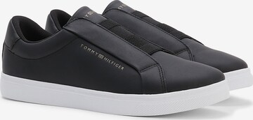 TOMMY HILFIGER Slip On in Schwarz