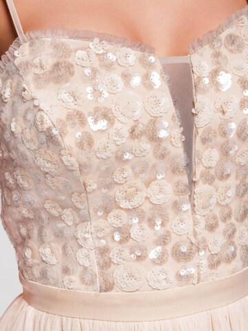 Ombre Evening dress in Beige