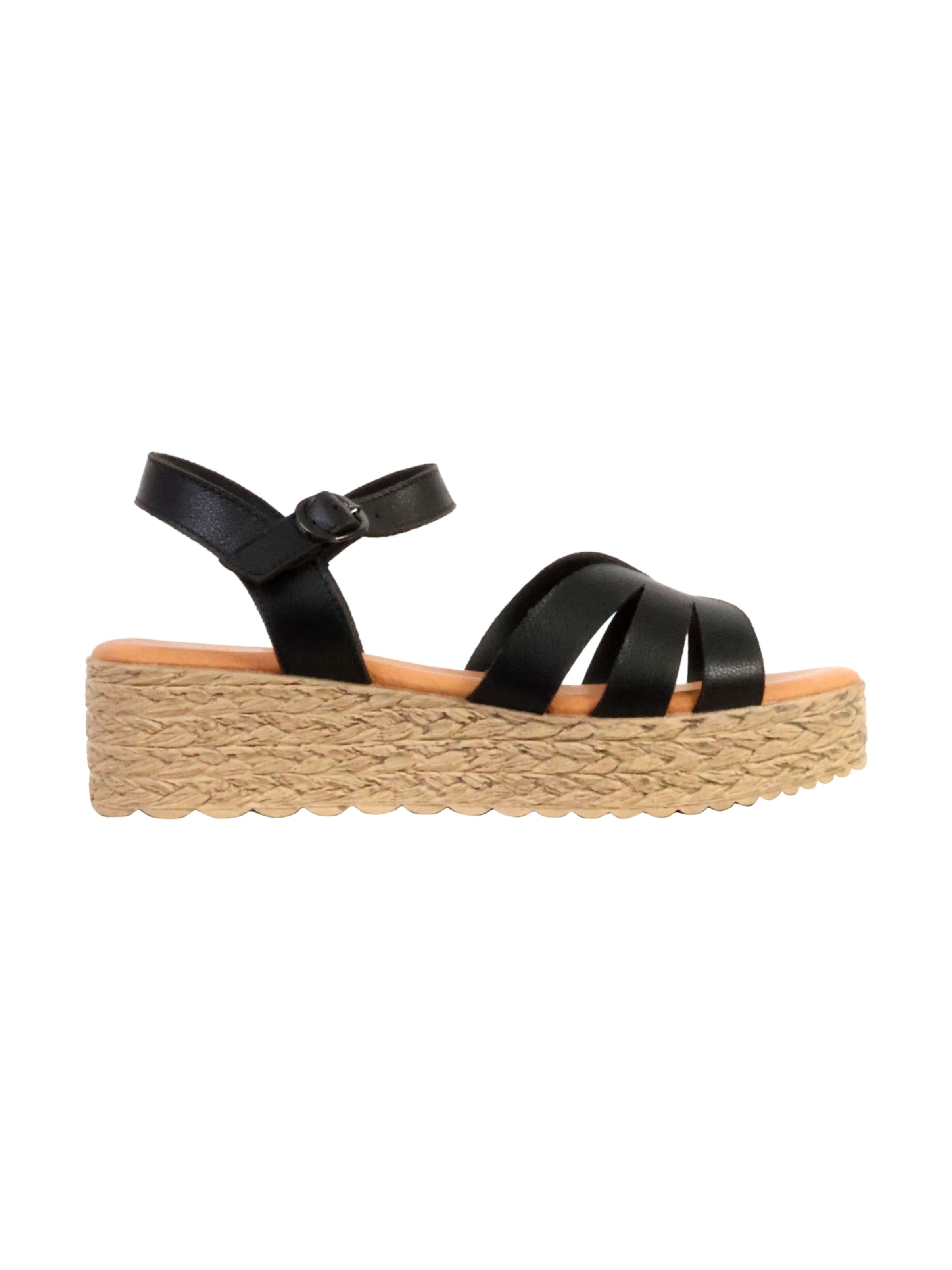 The Divine Factory - Sandalias en negro