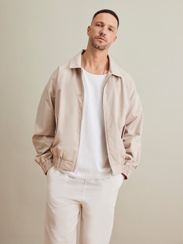 DAN FOX APPAREL Overgangsjakke 'Robin' i beige: forside