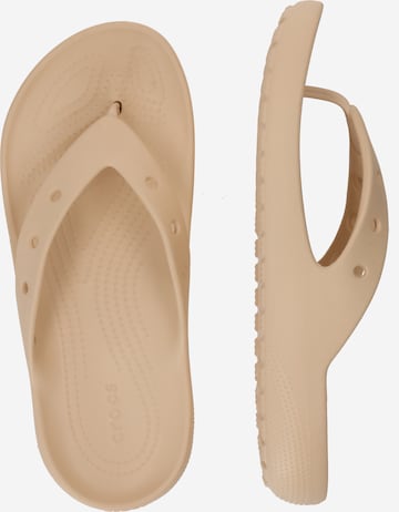 Crocs - Sandalias de dedo 'Classic v2' en marrón