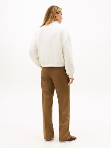 TOMMY HILFIGER Sweatshirt i vit