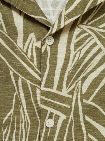 MANGO MAN Regular fit Overhemd 'Bombay' in Groen