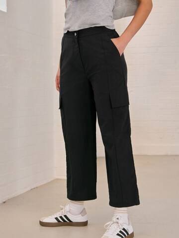 Wide Leg Pantalon cargo Next en noir