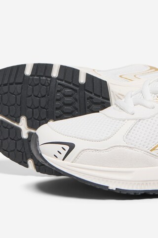 Sneaker bassa 'ONLJade' di ONLY in bianco